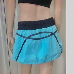 [lululemon] Tracker Skirt • Aqua + Dk Gray • Sz 4